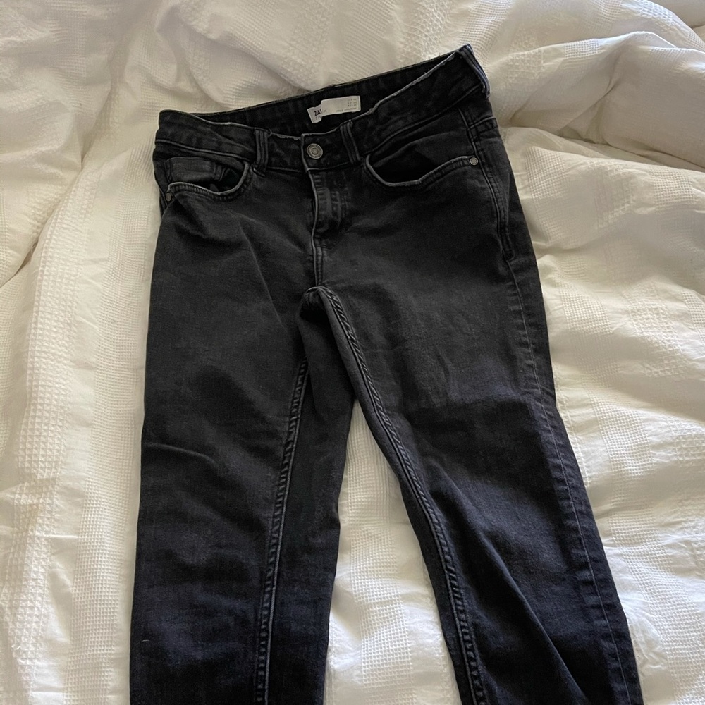 Distressed Jeans